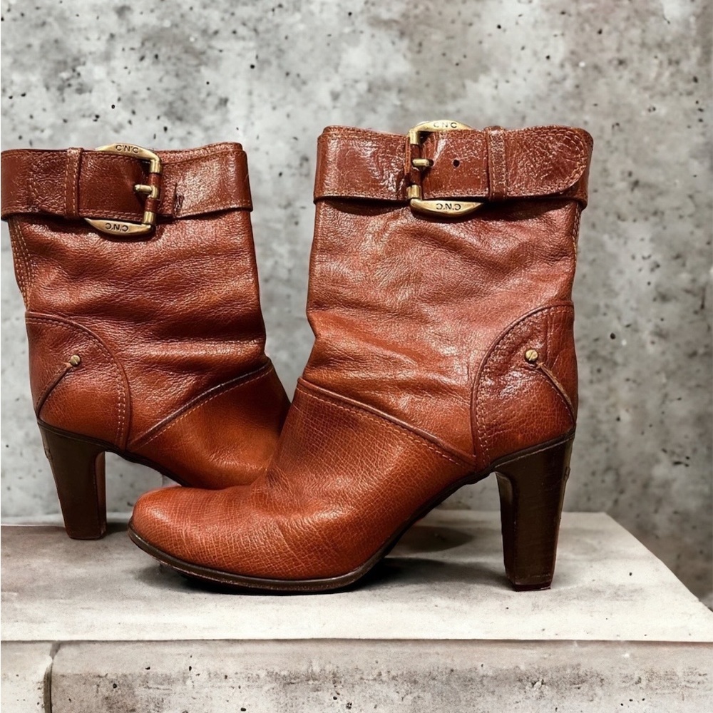 CNC ITALIAN Leather Boots Costume National Size 39